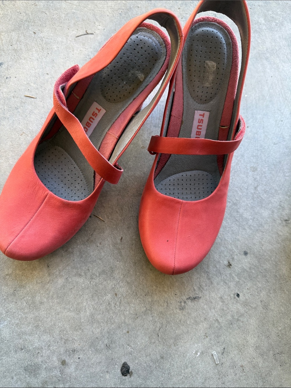 Tsubo Coral Mary Jane Heels